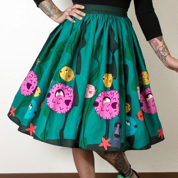 The Oblong Box Shop Puffer Fish Skirt Tiki Beach Pinup Small Midi Retro Starfish - Picture 2 of 16